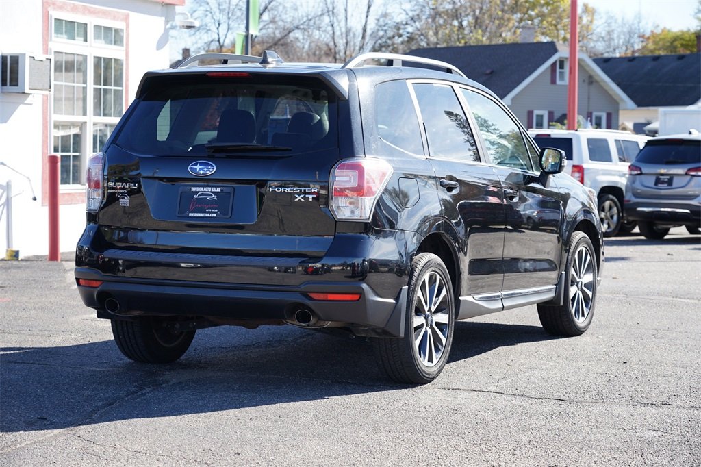 2017 Subaru Forester 2.0XT Touring photo 3