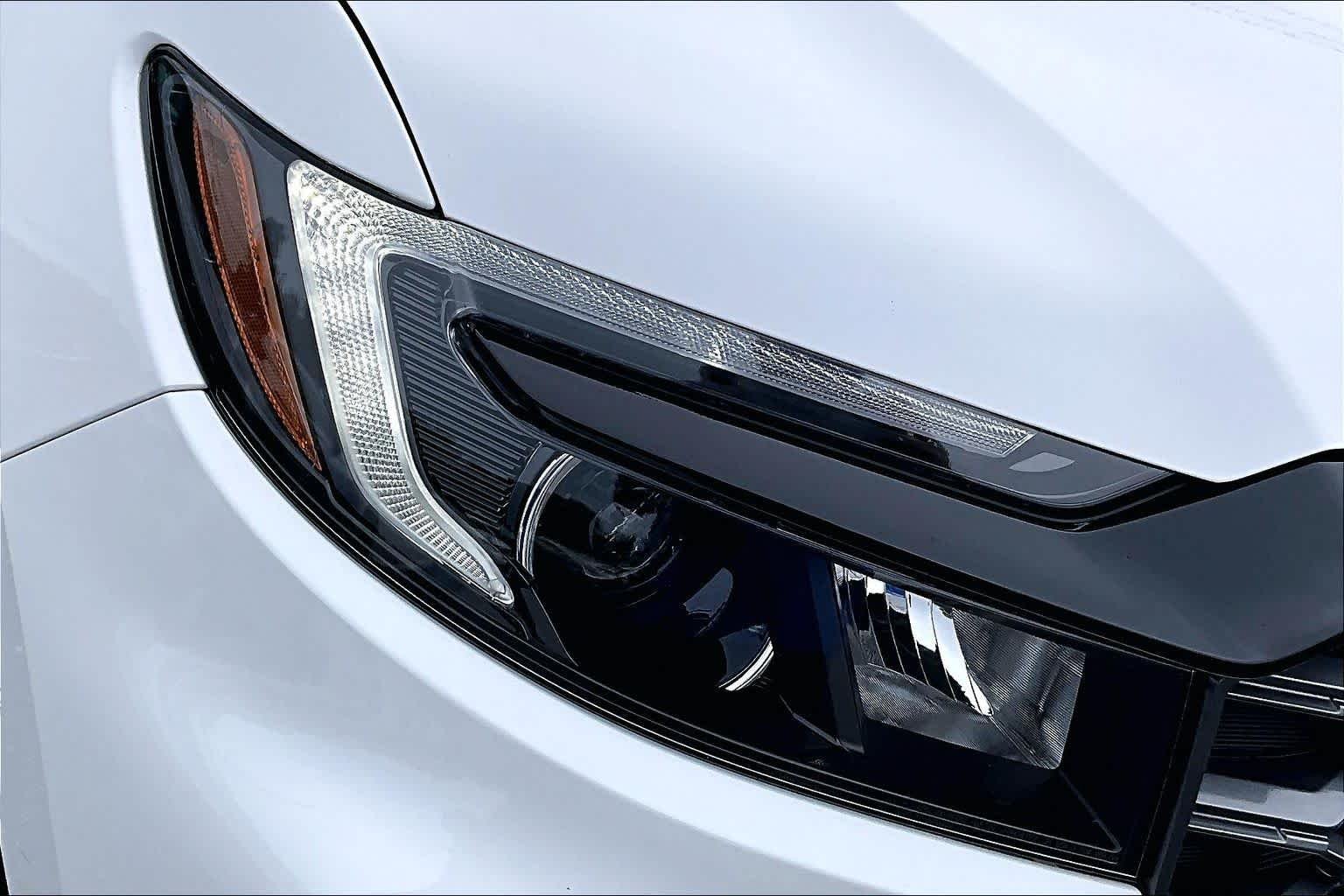 Used 2025 Platinum White Pearl Honda AWD TRAILSPORT image 27