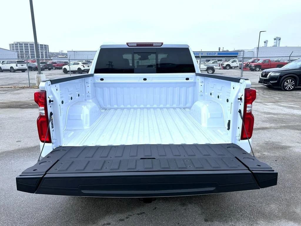 New 2026 Polar White Tricoat Chevrolet LTZ image 21