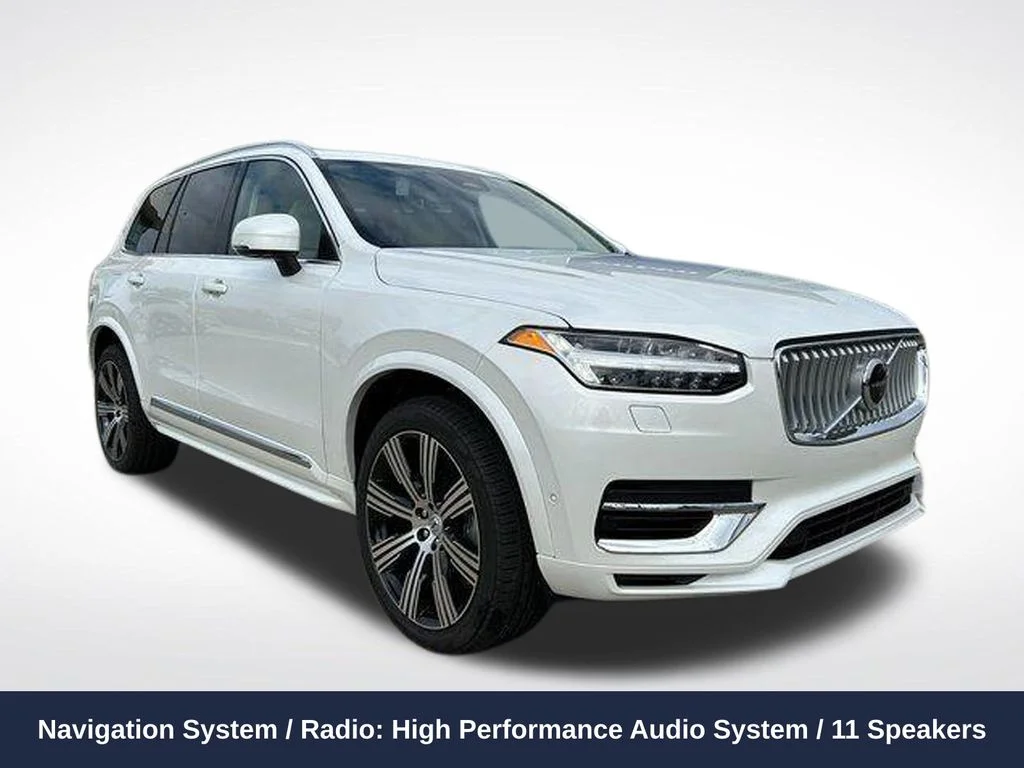 2025 Volvo XC90 T8 Plus