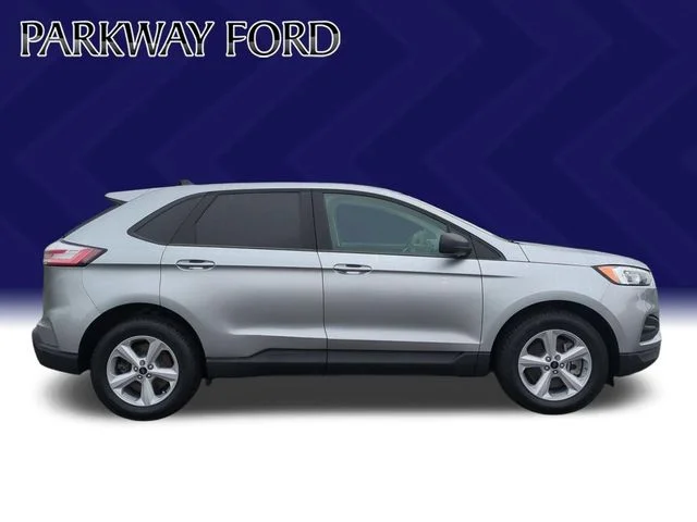 Used 2024 Silver Ford SE image 6