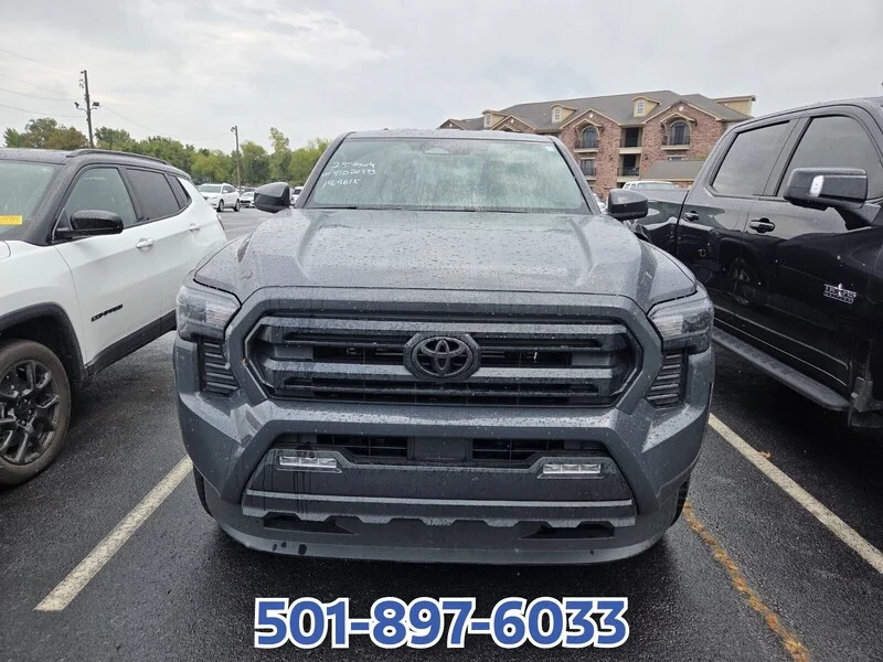Used 2025 Underground TOYOTA SR5 image 2