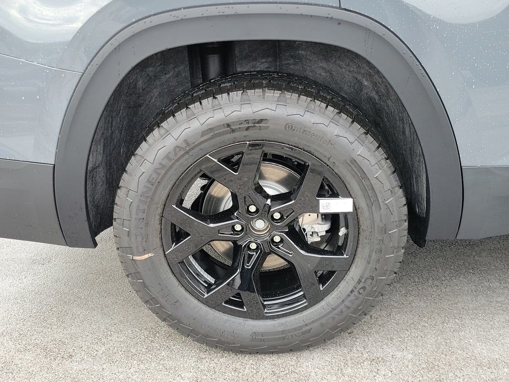 New 2026 Gray Volkswagen 2.0T Peak Edition image 5