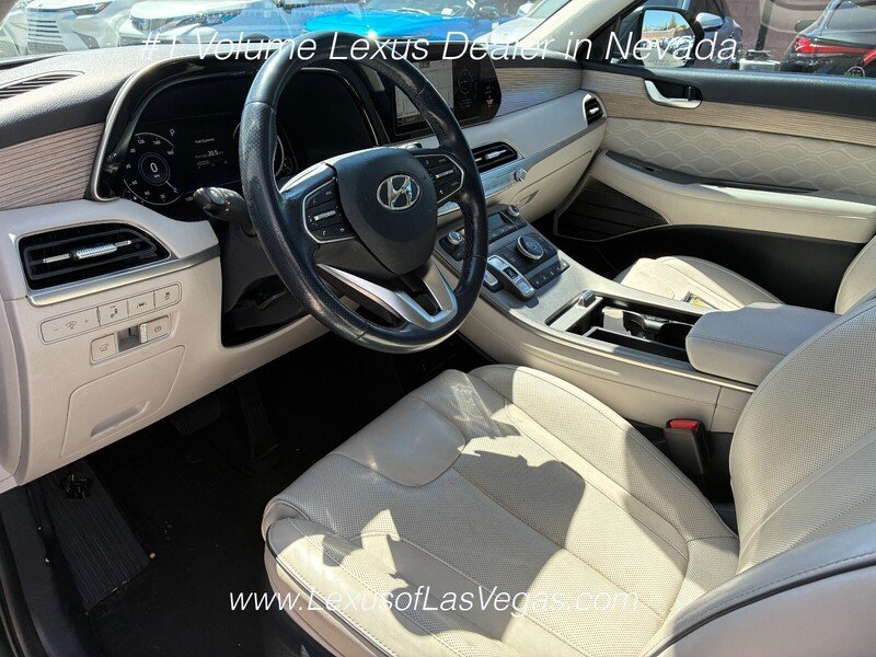 Used 2022 Graphite Hyundai Calligraphy image 4