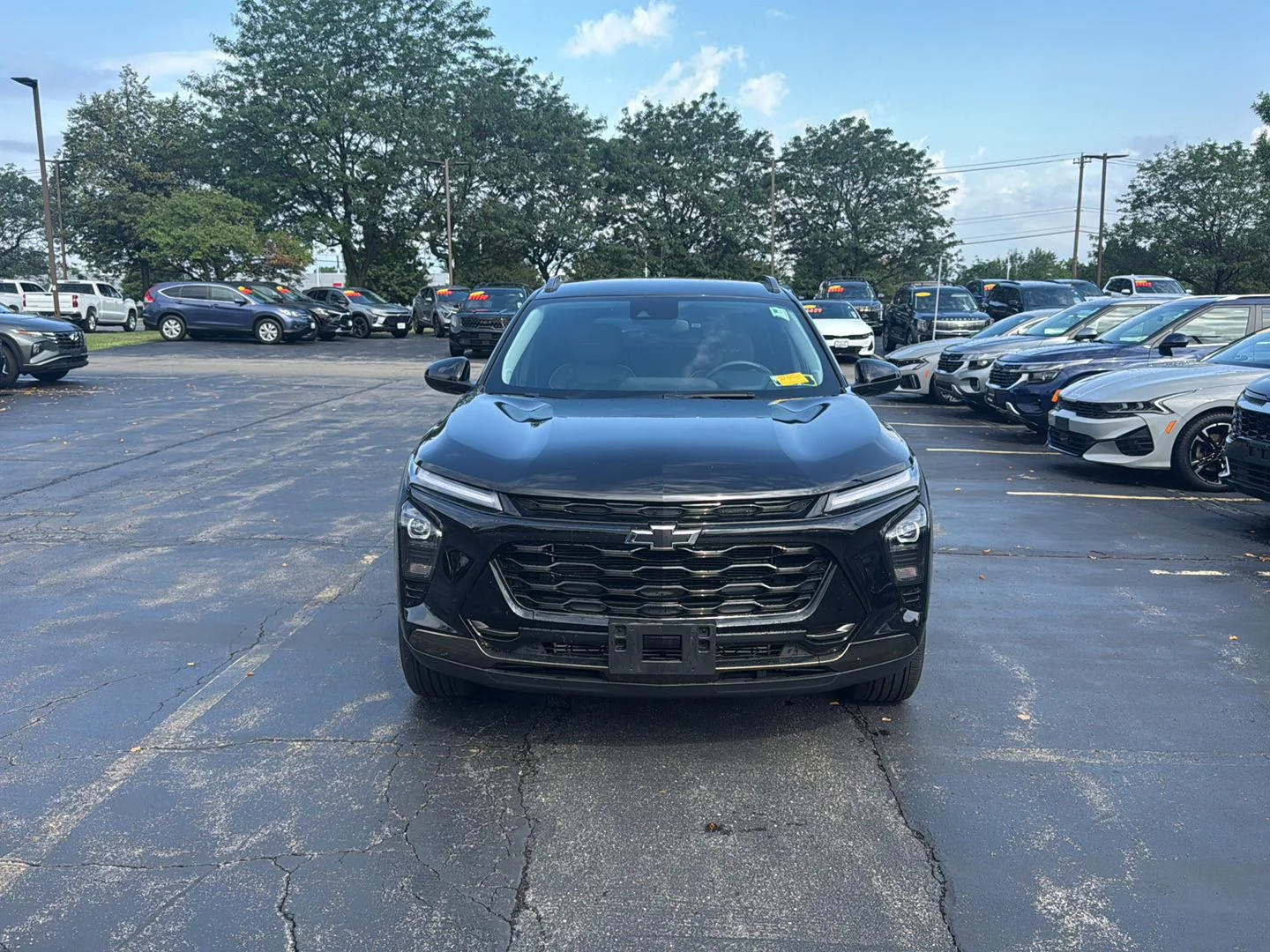 Used 2025 Mosaic Black Metallic Chevrolet ACTIV image 2