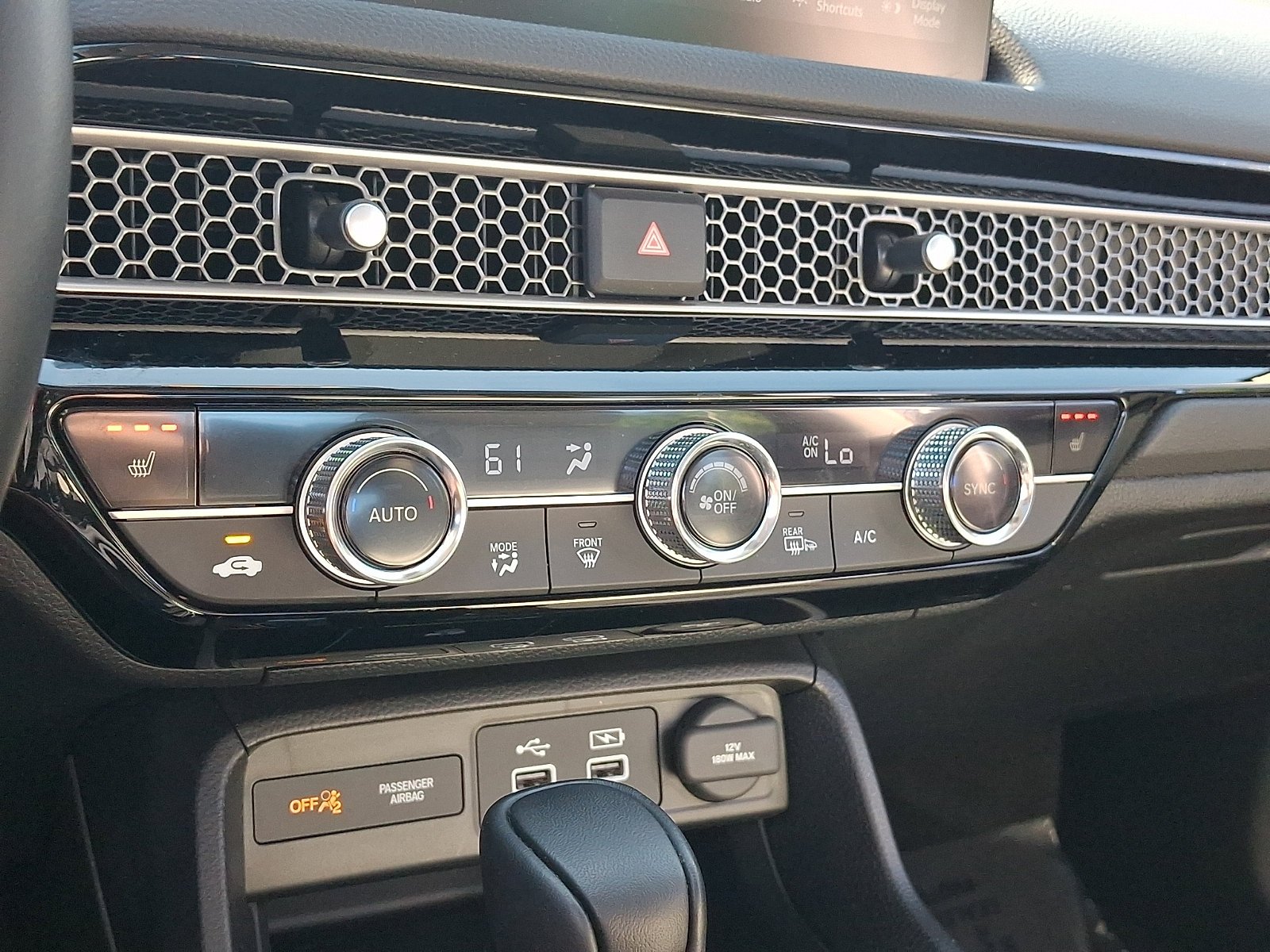 2024 Honda Civic Touring - Photo 15