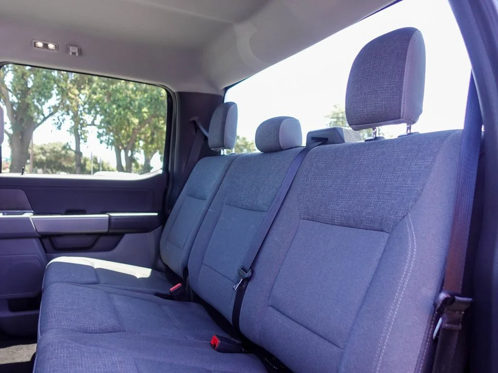 Used 2024 Agate Black Metallic Ford XLT image 25
