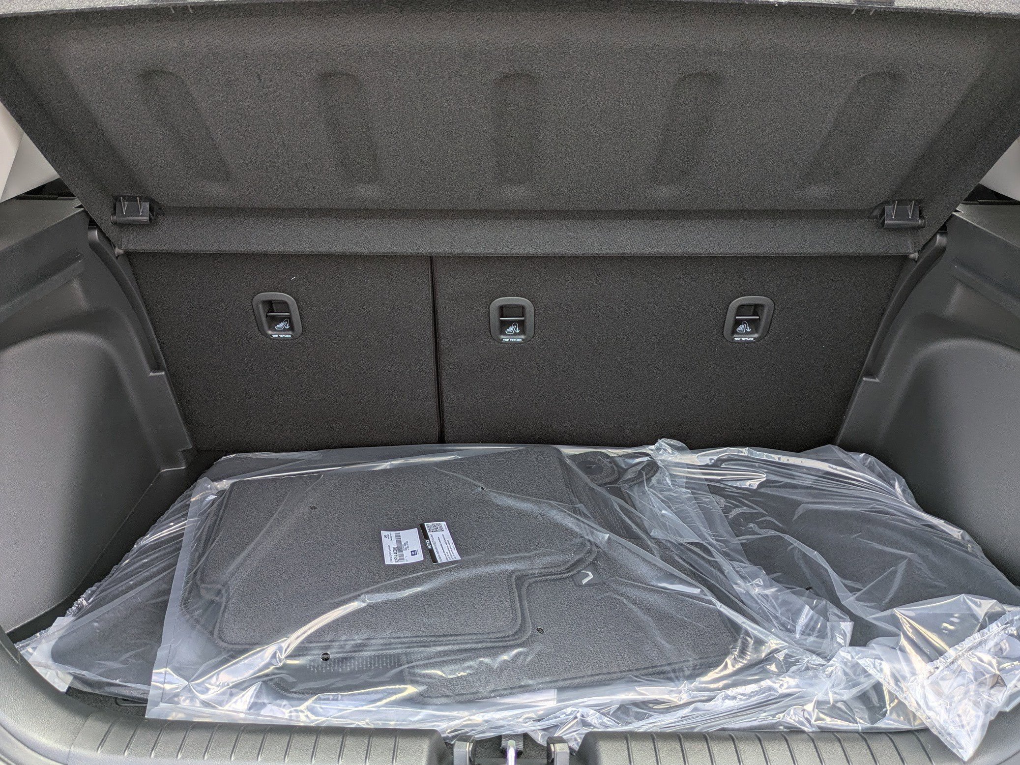 New 2026 Onyx Black Hyundai SEL image 14