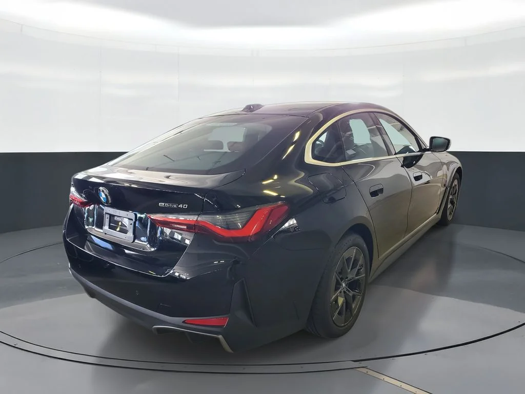 New 2026 Jet Black BMW eDrive40 image 3