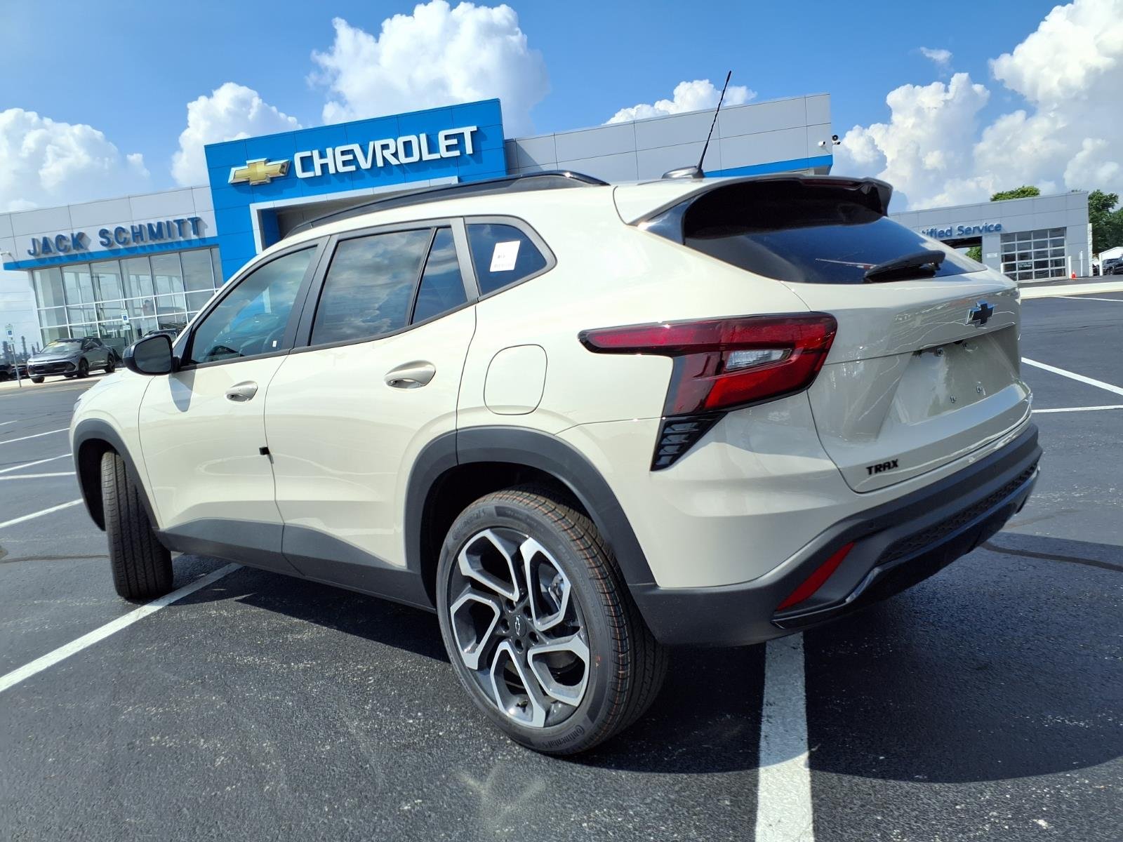 2026 Chevrolet Trax RS - Photo 24