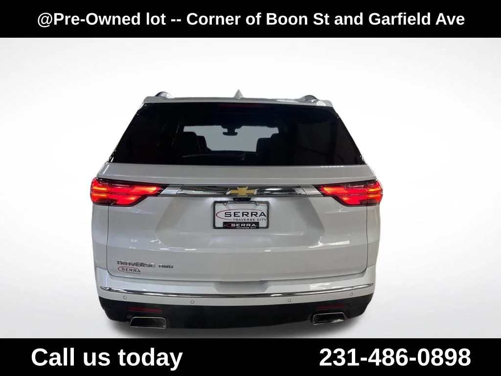 Used 2023 Beige Chevrolet High Country image 4