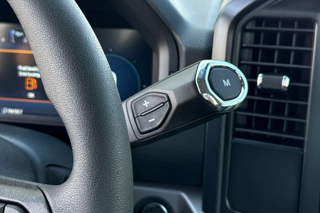 2025 Ford F-150 XL - Photo 16