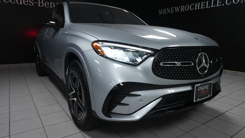 Certified Used 2026 Gray Mercedes-Benz GLC 300 image 8