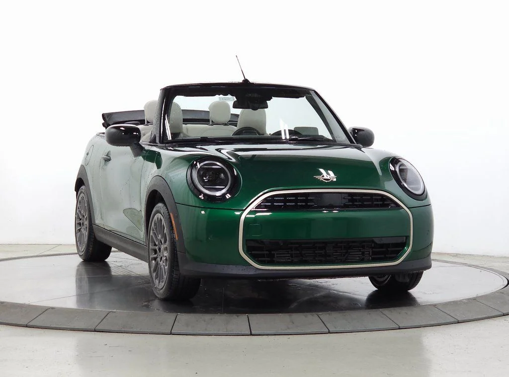 2026 MINI Convertible Cooper Signature's photo