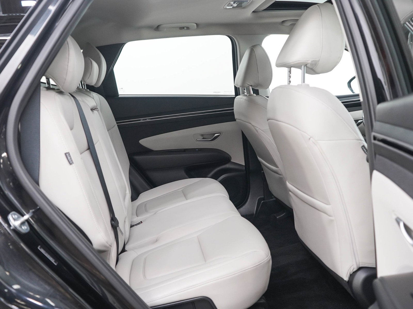 Used 2024 Black Pearl Hyundai SEL AWD *Ltd Avail* image 13