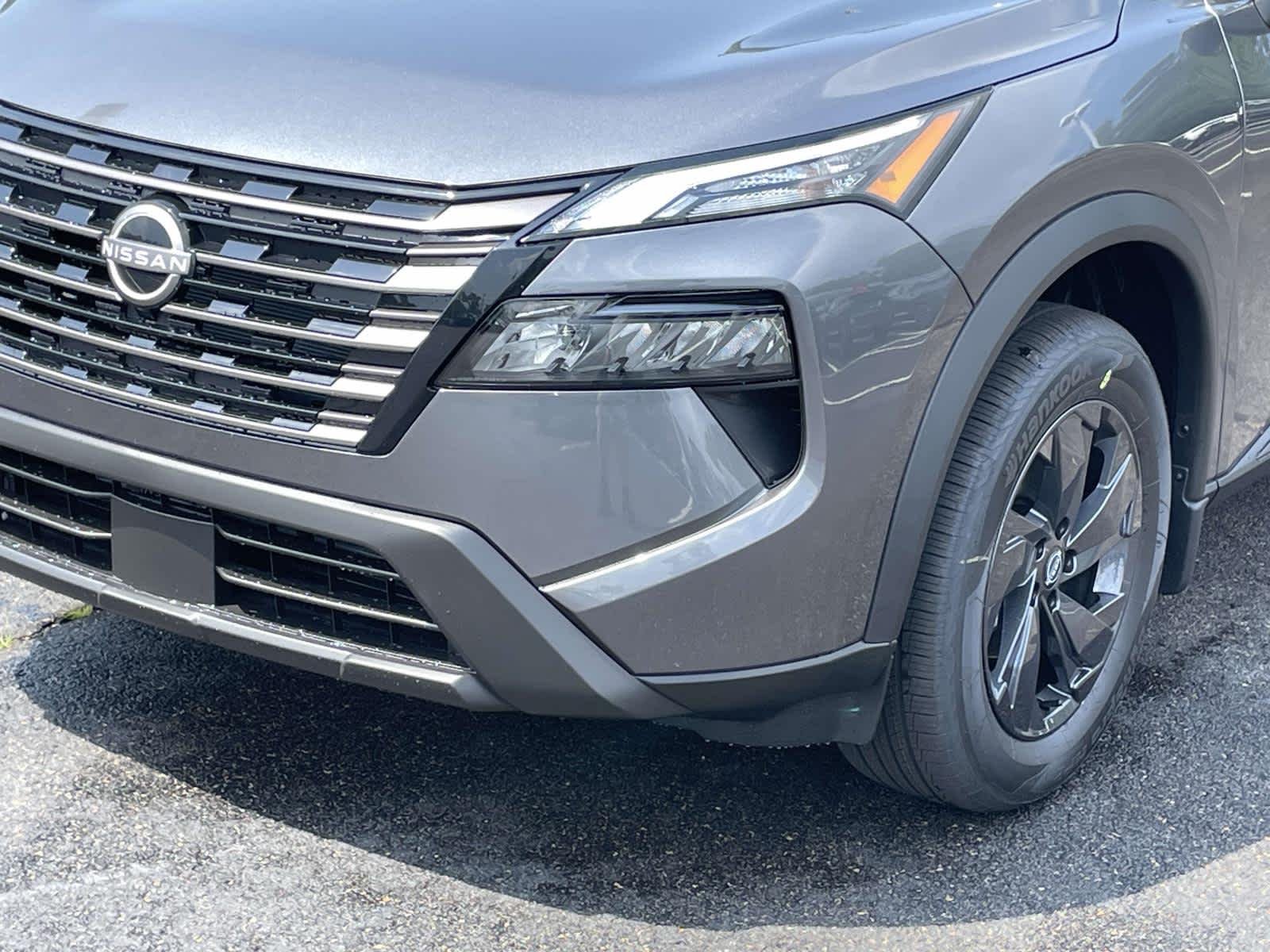 New 2026 Gun Metallic Nissan SV image 13