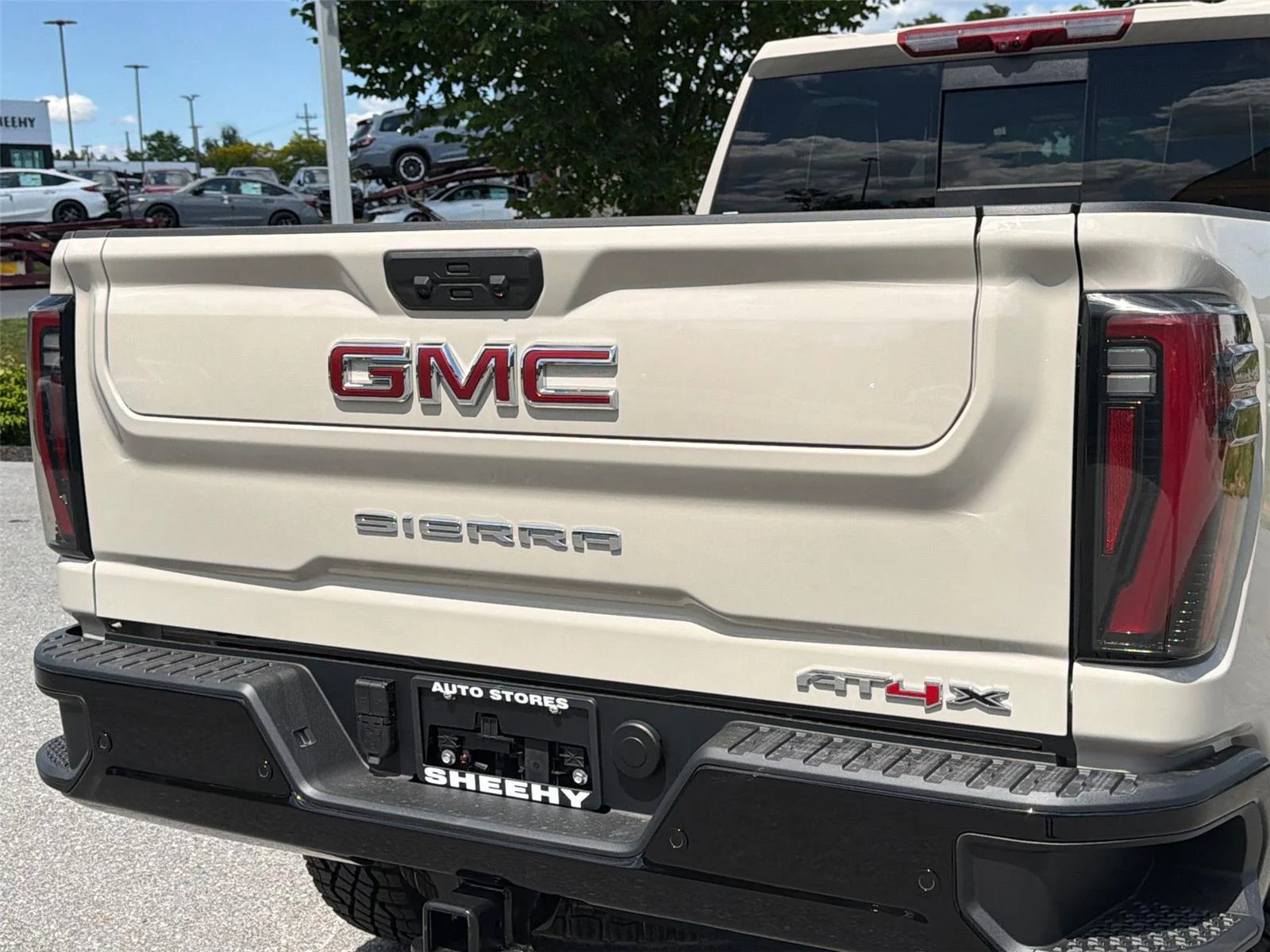 2026 GMC Sierra 2500HD AT4X - Photo 7