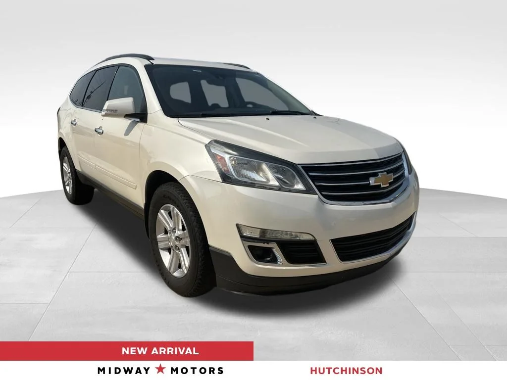 Used 2014 White Chevrolet 2LT image 1