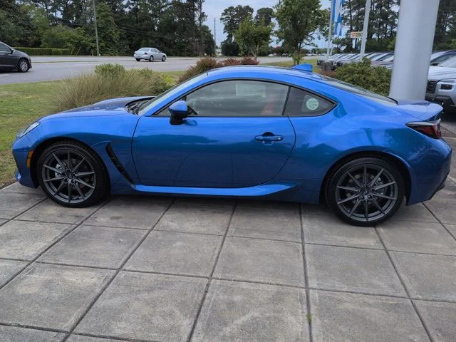 New 2026 WR BLUE PEARL Subaru Limited image 6