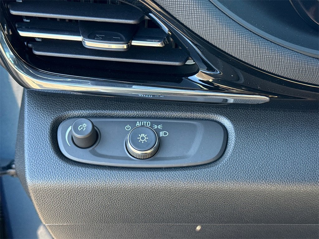 2026 BUICK ENVISTA - Image 15