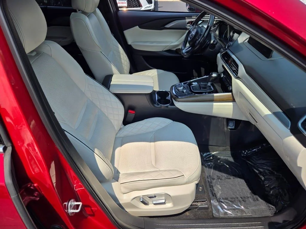 Certified Used 2023 Red Mazda Signature image 5