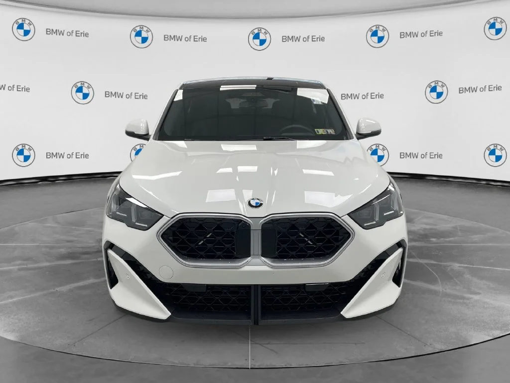 Used 2026 Alpine White BMW xDrive28i image 8