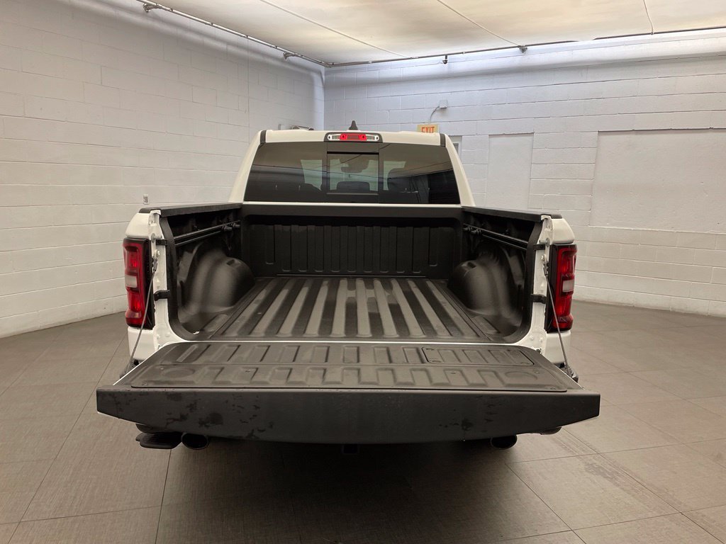 New 2026 Bright White Clear-Coat Exterior Paint RAM Laramie America 250 image 5