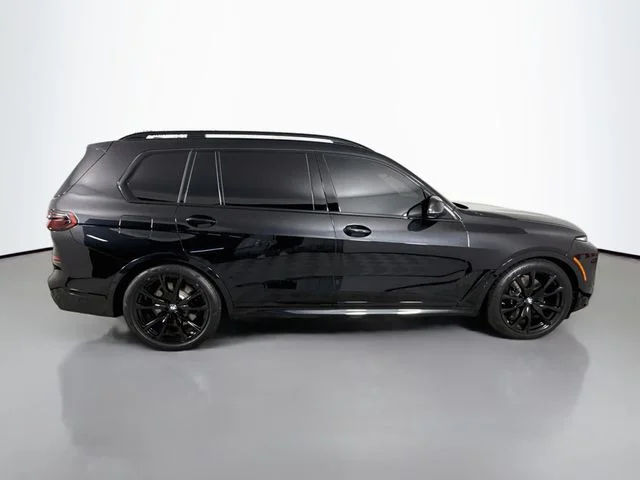 Used 2024 Black BMW M60i image 8
