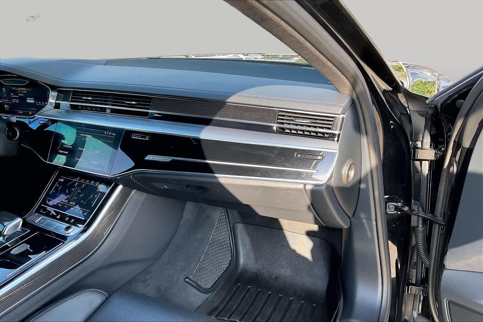 Used 2020 Brilliant Black Audi  image 19
