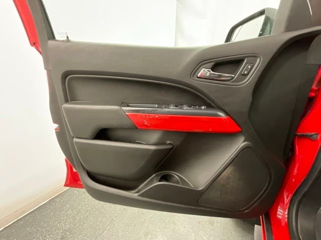 Used 2018 Red Chevrolet ZR2 image 9