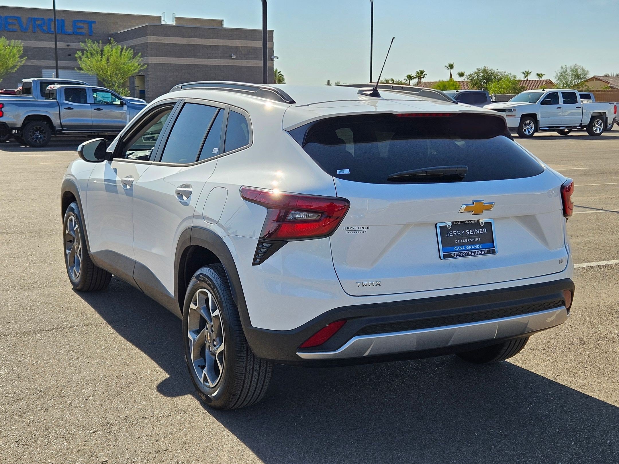 2026 Chevrolet Trax LT - Photo 13