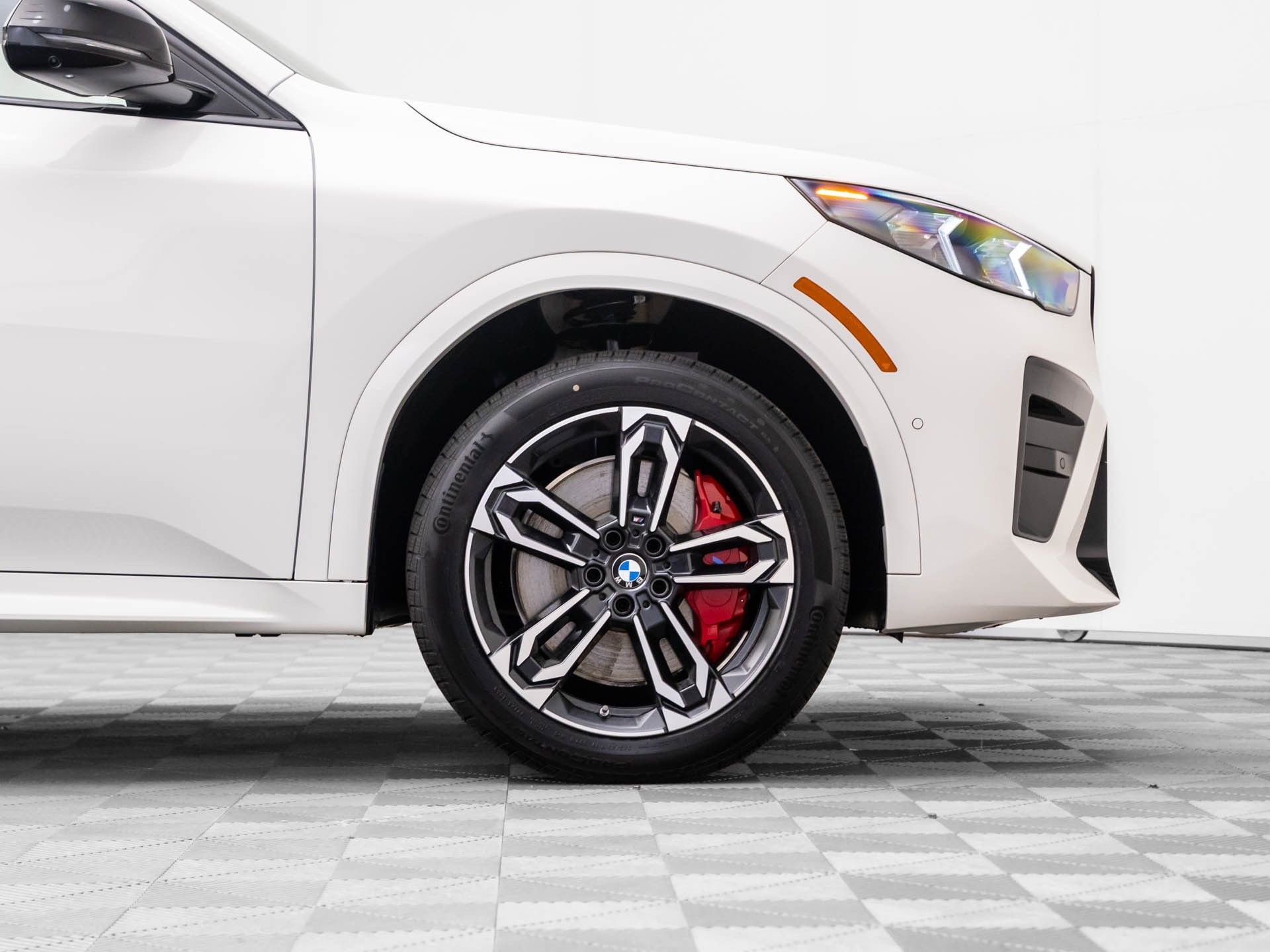 New 2026 Alpine White BMW xDrive28i image 32