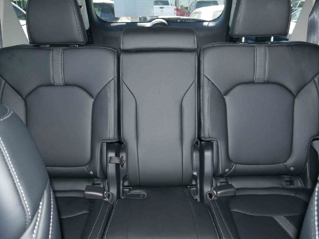 Used 2026  Honda EX-L image 32