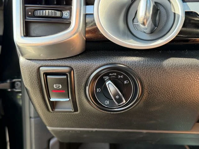 2016 Porsche Cayenne Base - Photo 25