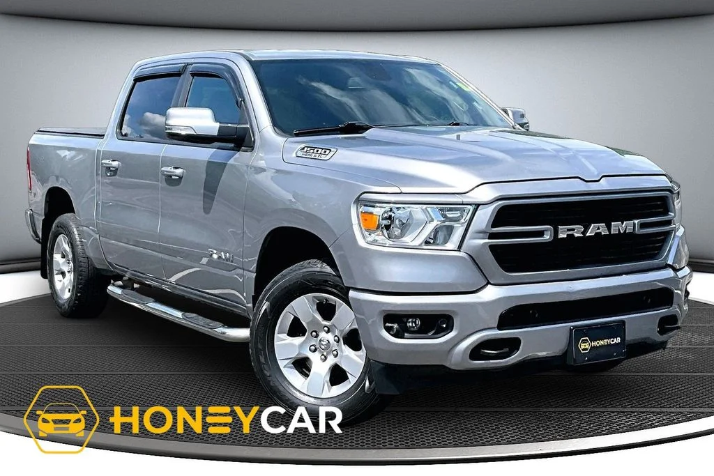 2019 RAM 1500 Big Horn/Lone Star 4x4 Crew Cab 5'7's photo