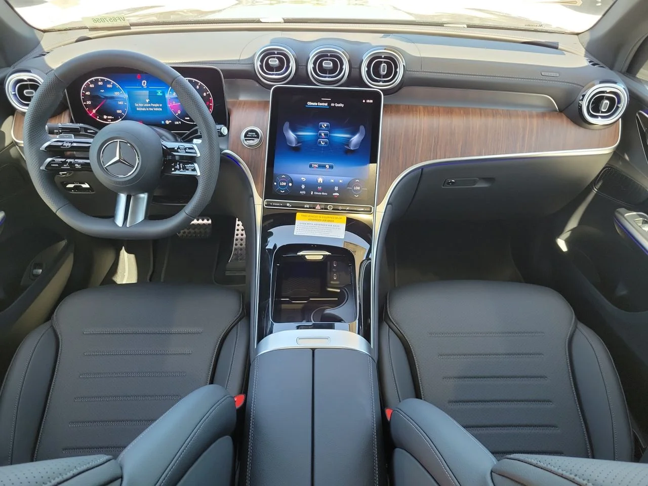 New 2027 Black Mercedes-Benz GLC 300 image 13