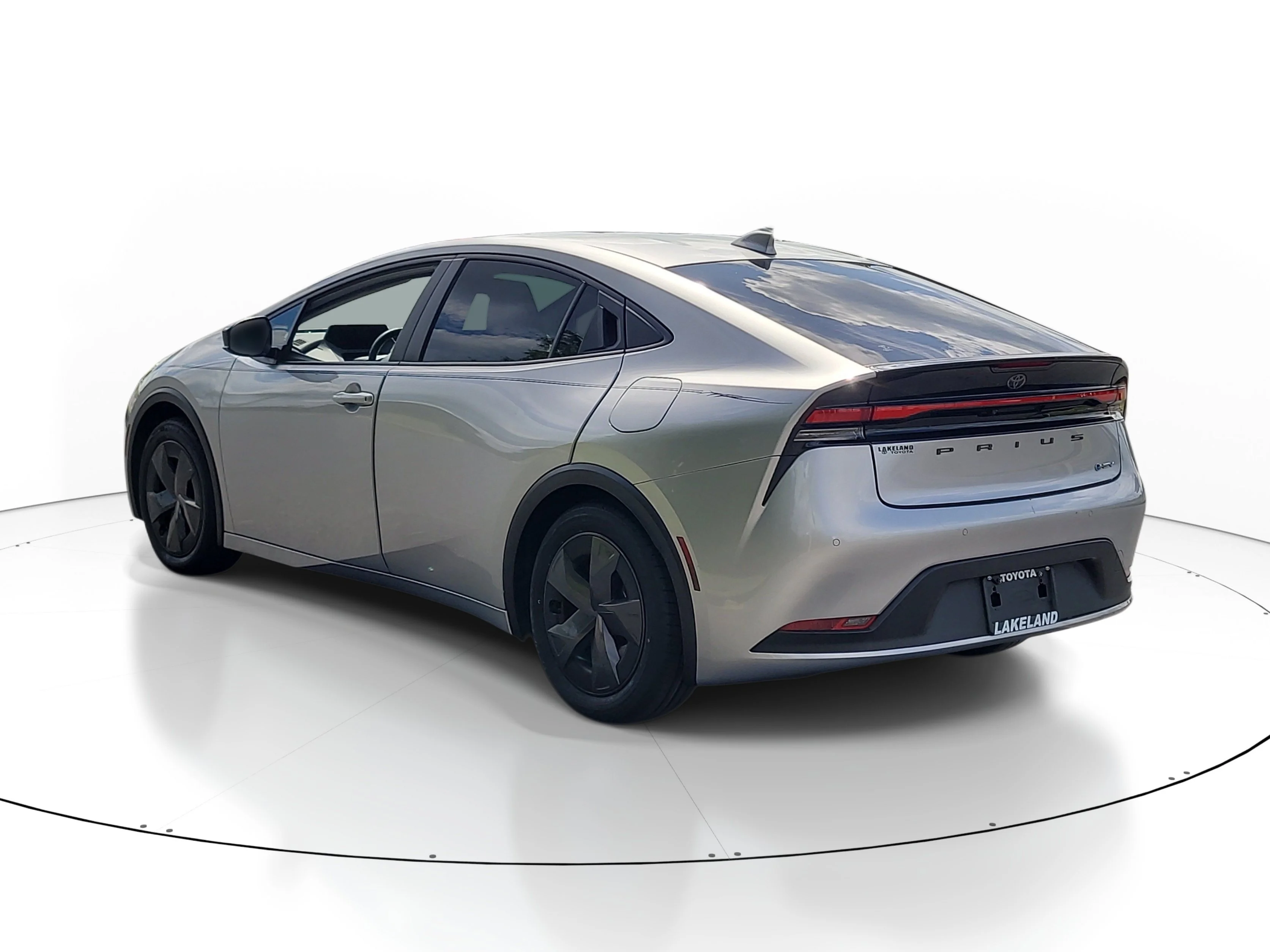Used 2023 Cutting Edge Toyota LE image 4