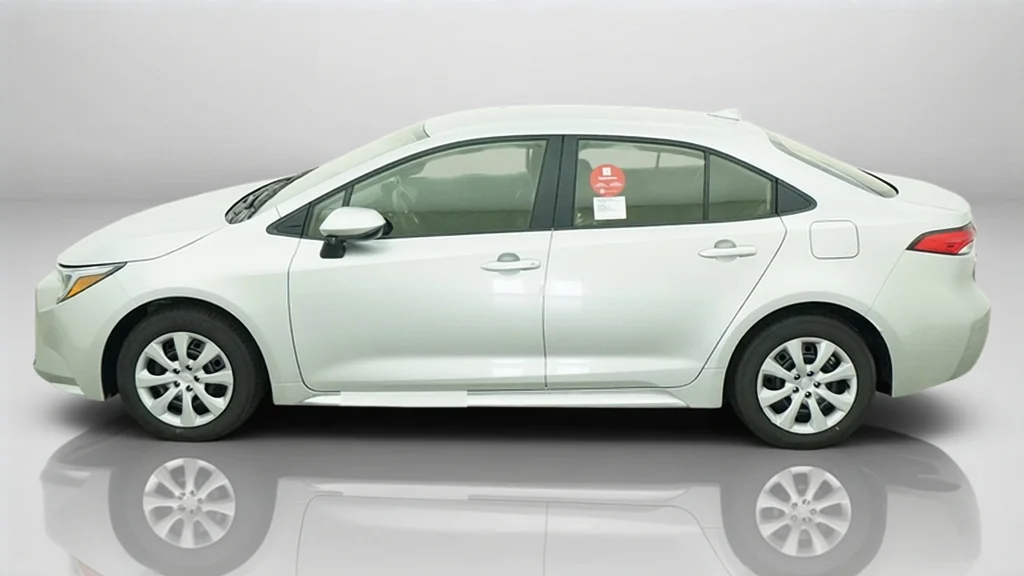 New 2027 Classic Silver Metallic Toyota Hybrid LE image 2