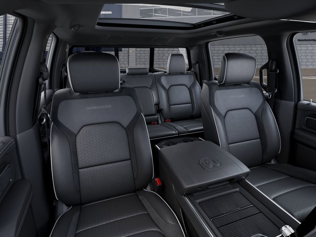 New 2026 Diamond Black Crystal Pearl-Coat Exterior Paint RAM Laramie image 16