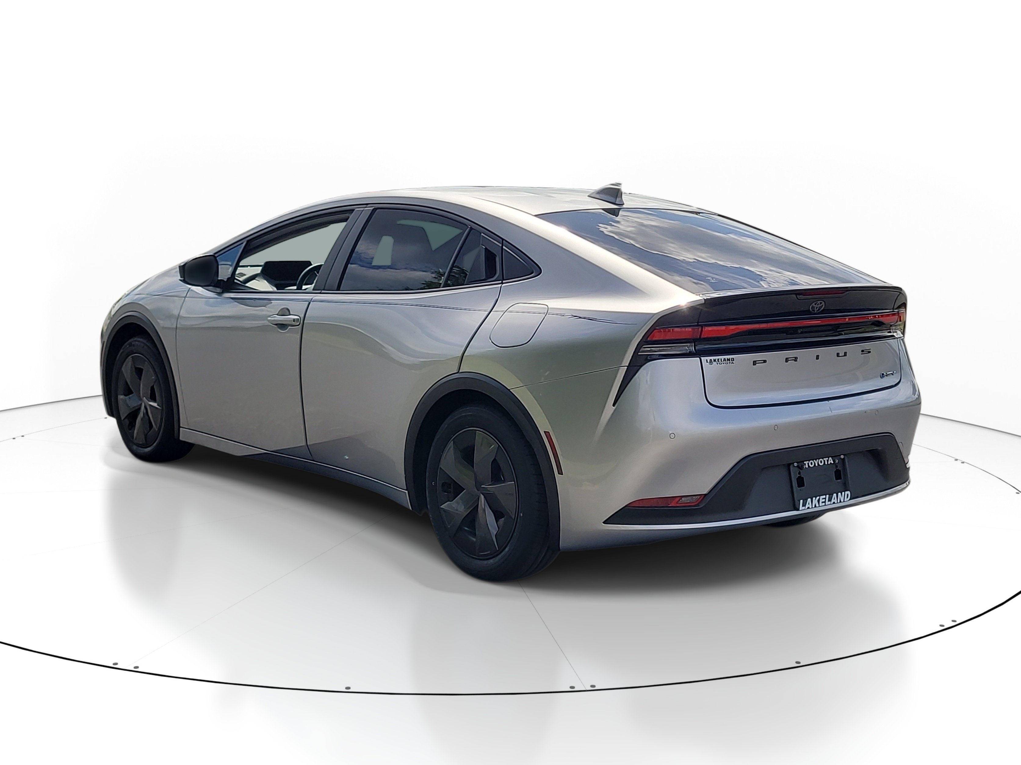Used 2023 Cutting Edge Toyota LE image 4