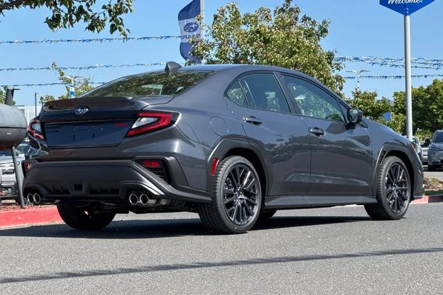 New 2026 MAGNETITE GRAY METALLIC Subaru Premium image 4