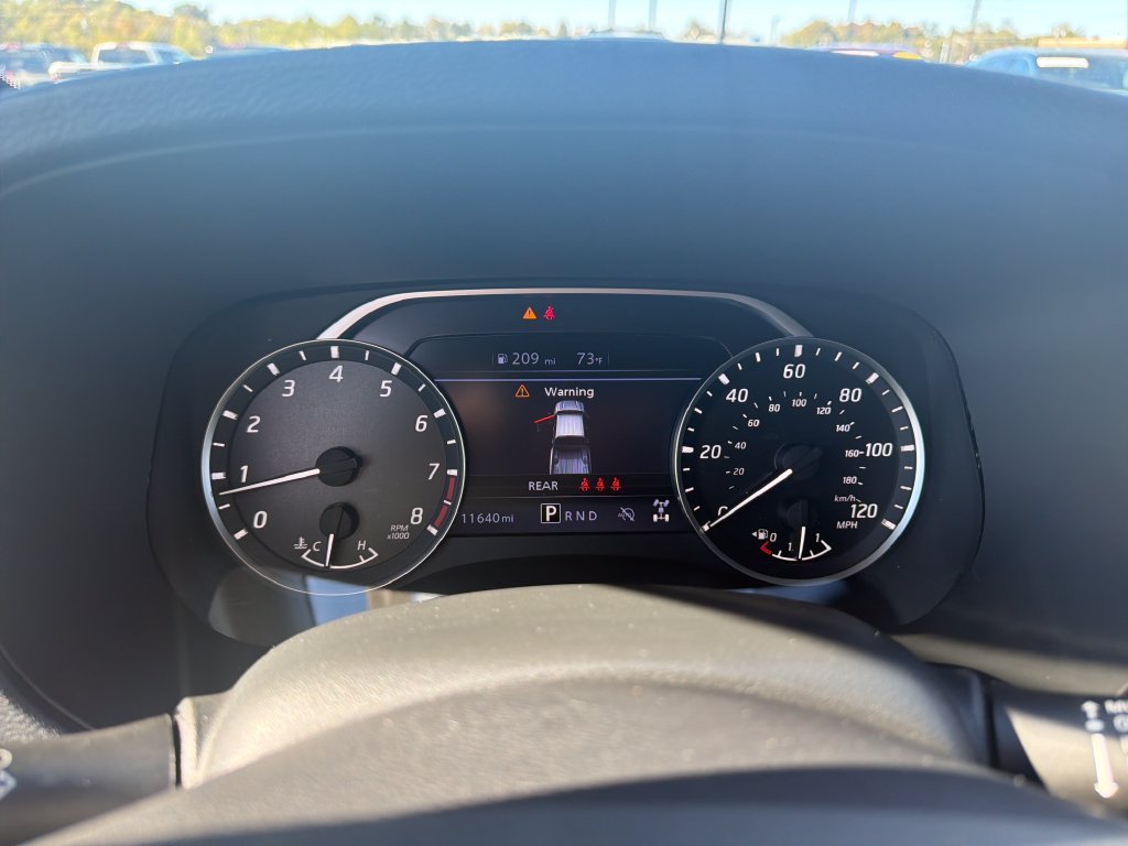 Used 2024 Black Nissan S image 21