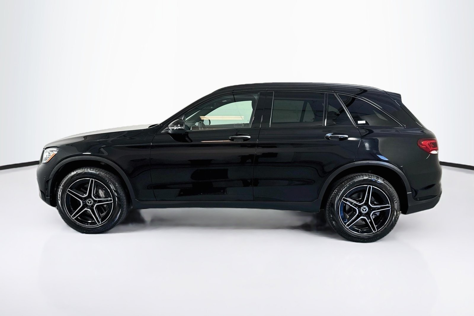 Certified Used 2022 Black Mercedes-Benz GLC 300 image 8