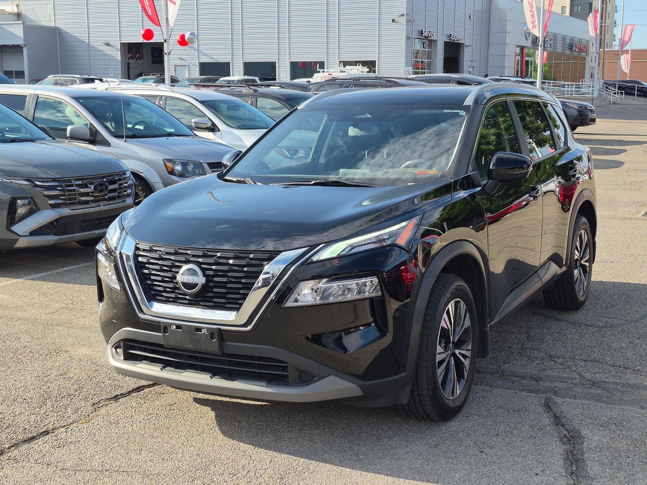 Certified Used 2022 Super Black Nissan SV image 9