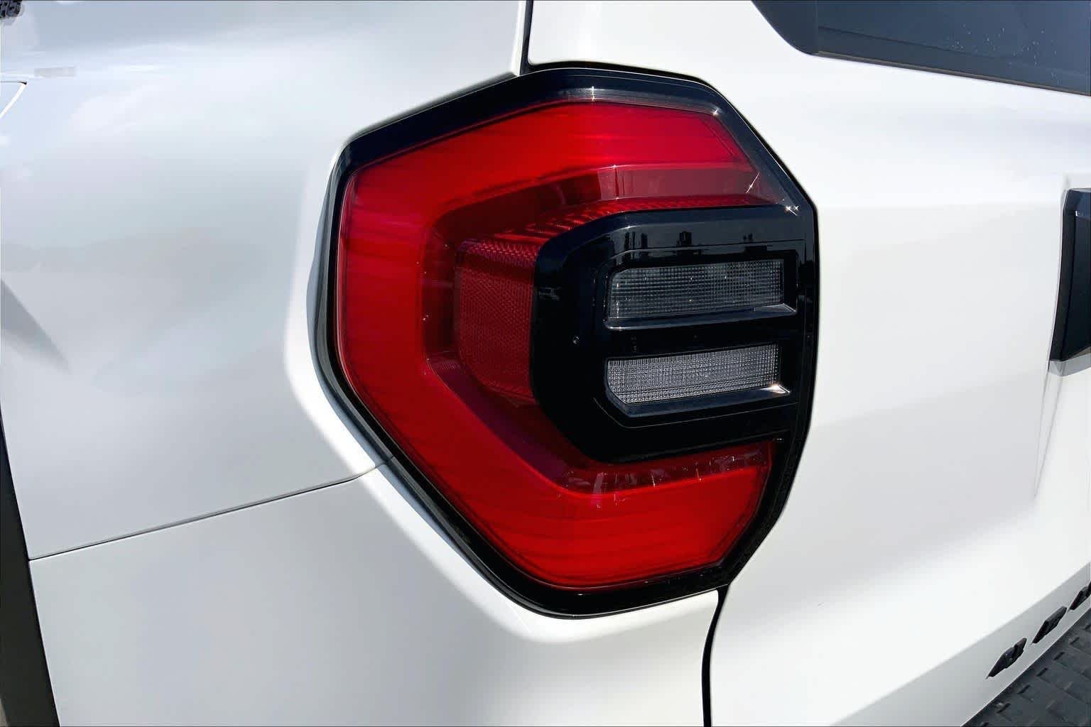 Used 2025 Ice Cap Toyota SR5 image 28