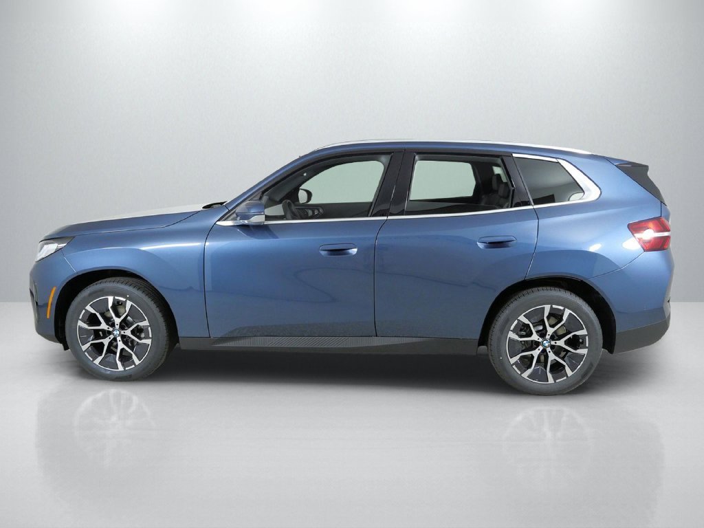 New 2026 Arctic Race Blue metallic BMW 30 xDrive image 15