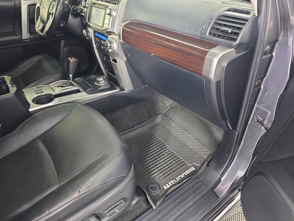 Used 2018 Gray Toyota Limited image 35