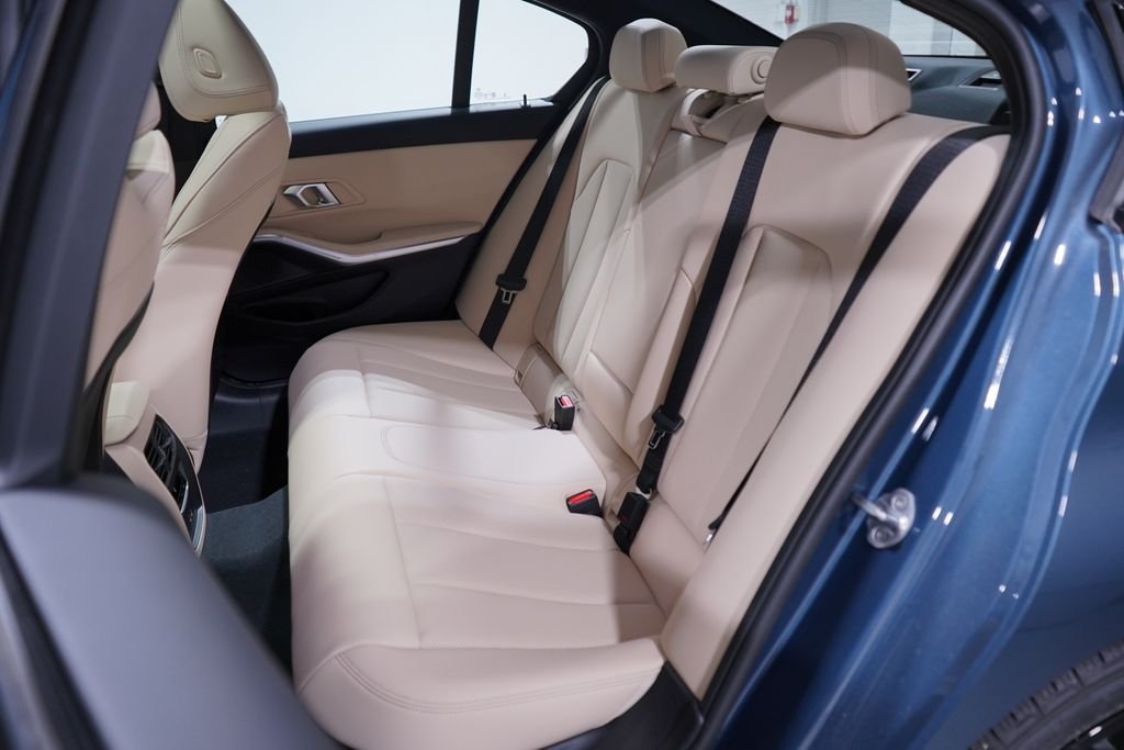 New 2026 Blue Metallic BMW 330i image 10