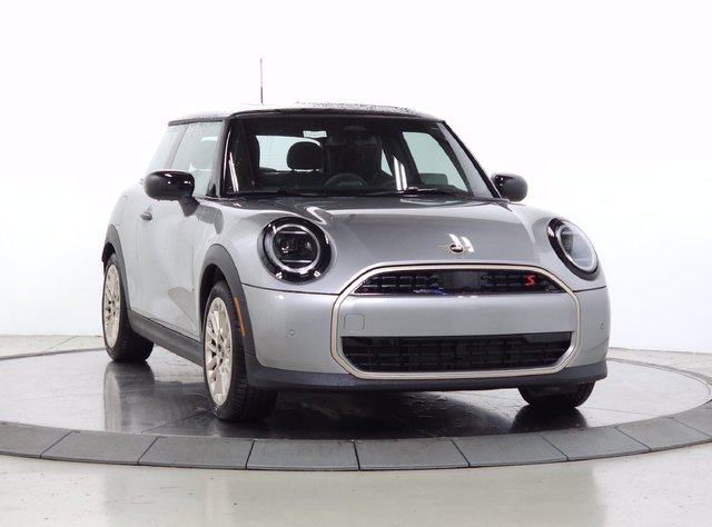 2026 MINI 2 Door Signature Plus