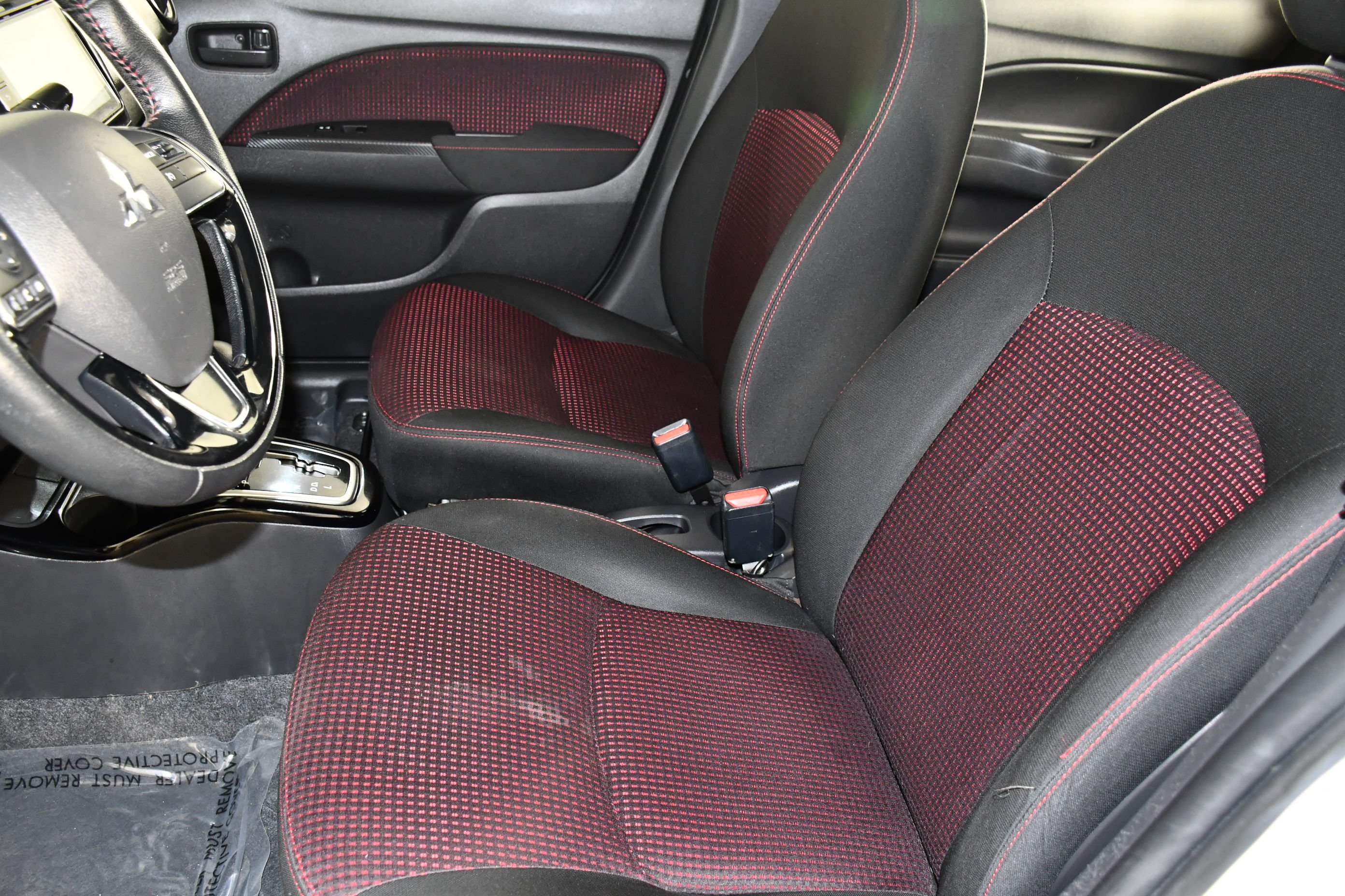 Used 2022 White Mitsubishi Black Edition image 36